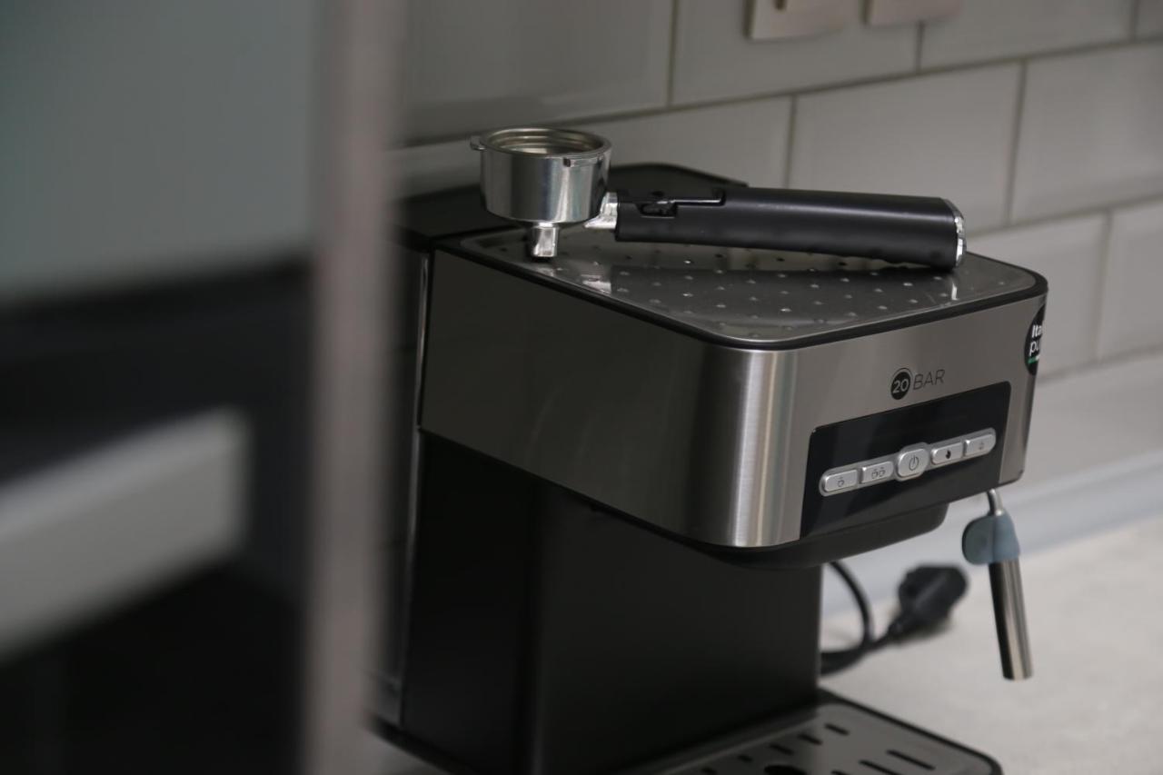 Street 90 Lux Aparts ケラモティ エクステリア 写真